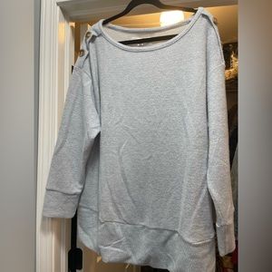 New with tag, warm, beautiful baby blue color.